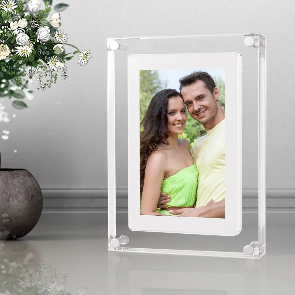 VividFrame™ | Illuminate Your Memories!